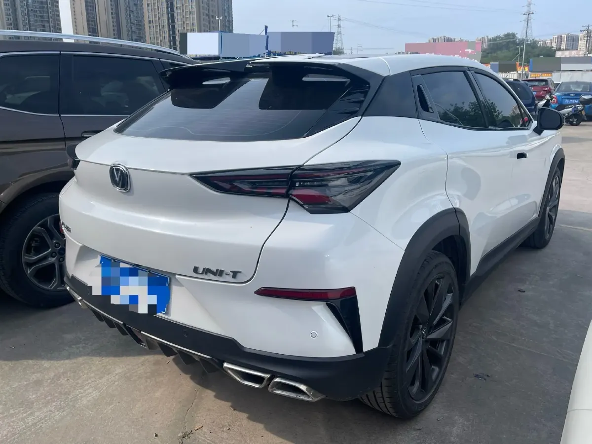 2020 ChangAn UNI-T 1.5T 180HP L4 7DCT,autocango,china used car exporter,china ev exporter,chinese used car exporter,chinese used ev exporter
