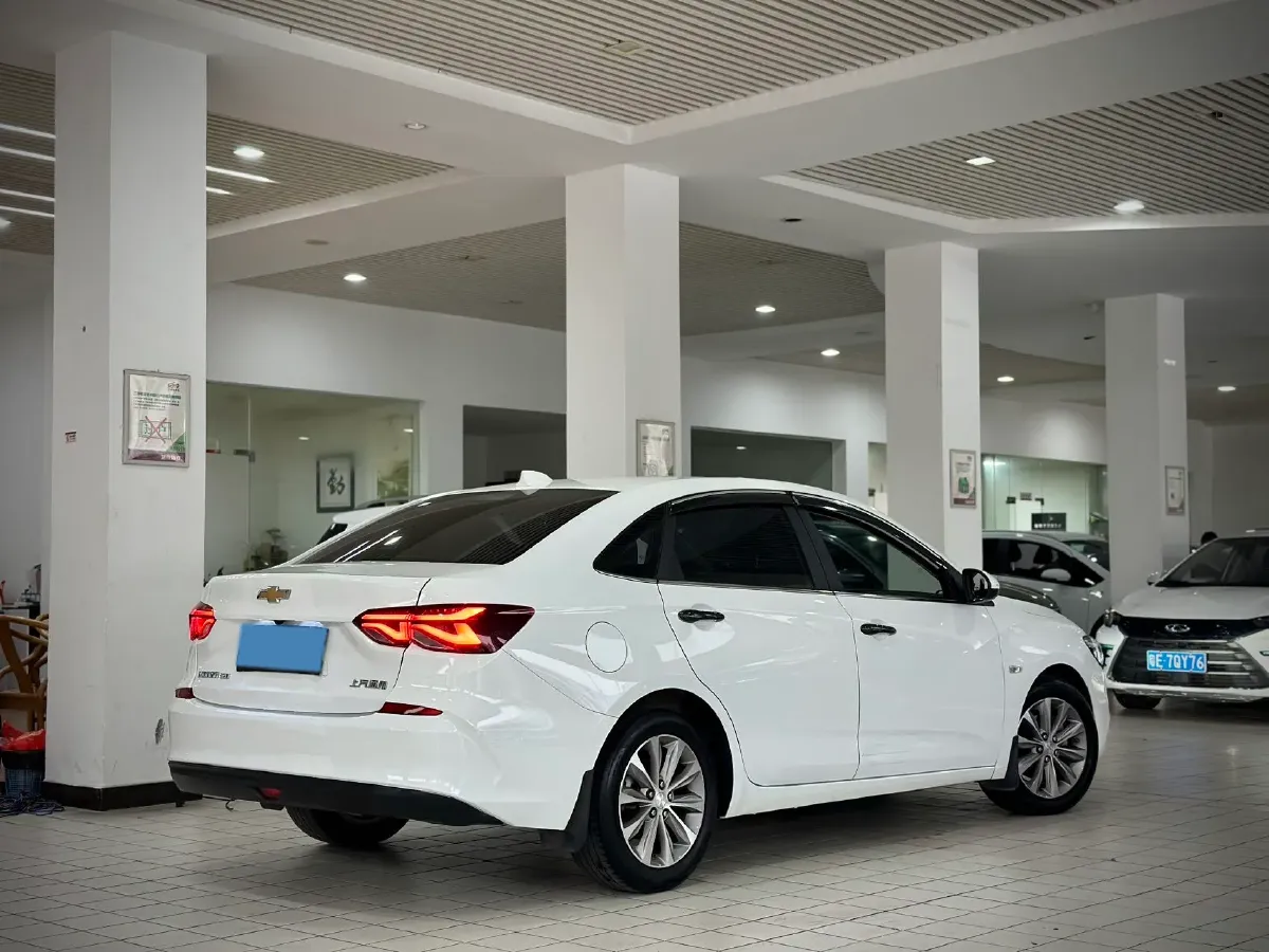 2022 Chevrolet Monza 1.5L 113HP L4 6AT,autocango,china used car exporter,china ev exporter,chinese used car exporter,chinese used ev exporter