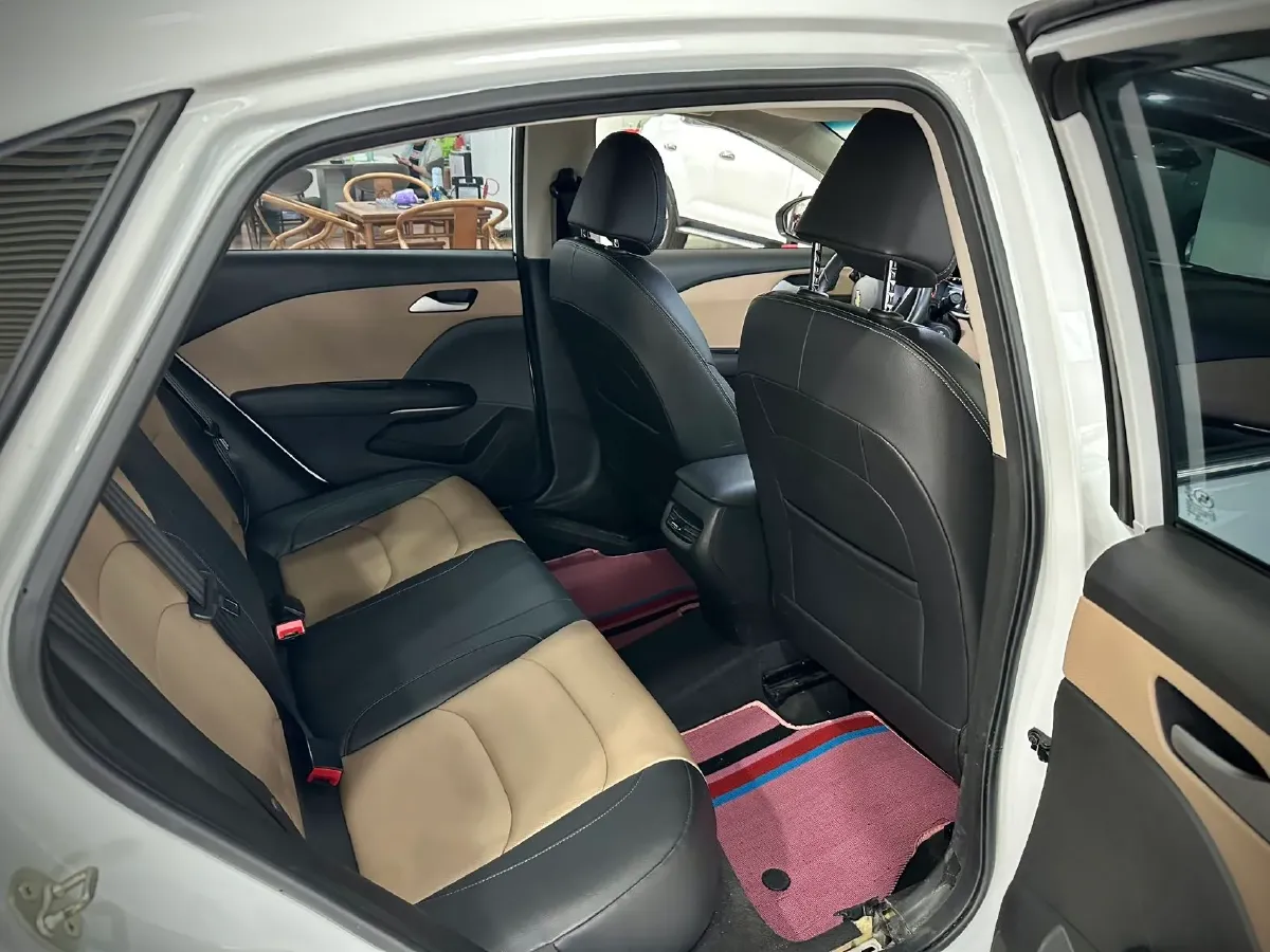 2022 Chevrolet Monza 1.5L 113HP L4 6AT,autocango,china used car exporter,china ev exporter,chinese used car exporter,chinese used ev exporter