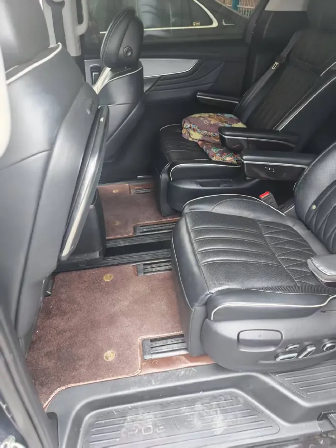 2021 Roewe iMAX8 2.0T 234HP L4 8AT,autocango,china used car exporter,china ev exporter,chinese used car exporter,chinese used ev exporter