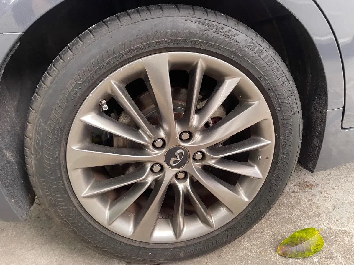 2018 Jeep Grand Commander 2.0T 265HP L4 9AT,autocango,china used car exporter,china ev exporter,chinese used car exporter,chinese used ev exporter