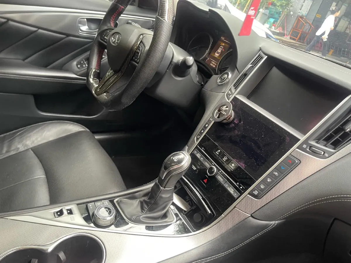 2018 Jeep Grand Commander 2.0T 265HP L4 9AT,autocango,china used car exporter,china ev exporter,chinese used car exporter,chinese used ev exporter