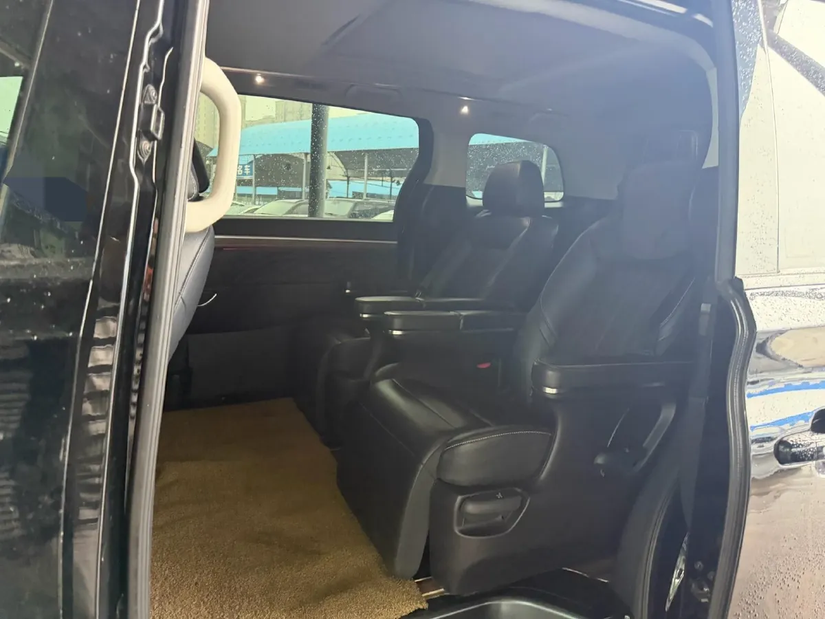 2021 GAC Trumpchi M8 2.0T 252HP L4 8AT,autocango,china used car exporter,china ev exporter,chinese used car exporter,chinese used ev exporter