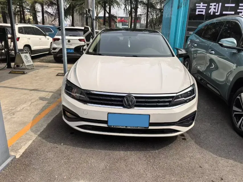 2019 Volkswagen Lamando 1.4T 131HP L4 7DCT,autocango,china used car exporter,china ev exporter,chinese used car exporter,chinese used ev exporter