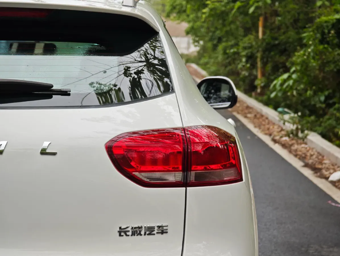 2018 Haval H2s 1.5T 150HP L4 6MT,autocango,china used car exporter,china ev exporter,chinese used car exporter,chinese used ev exporter