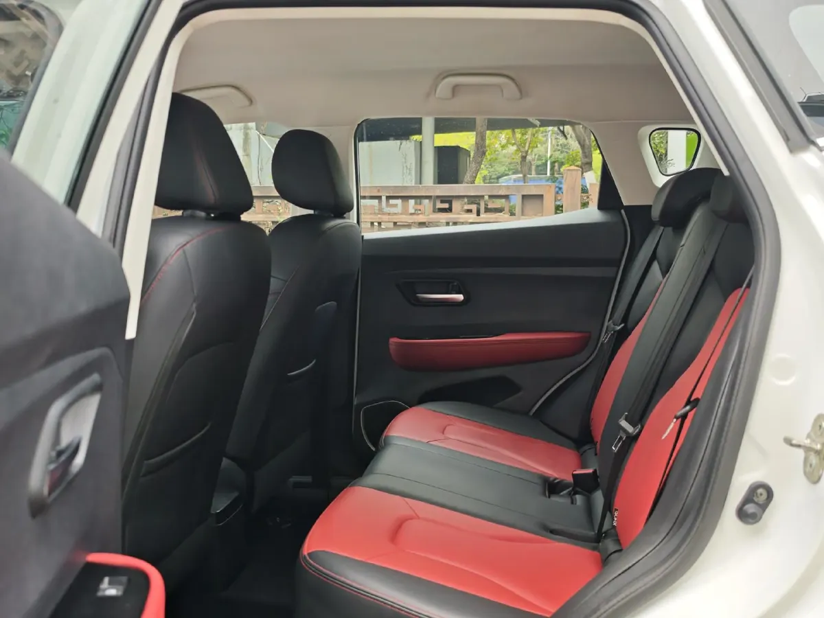 2018 Haval H2s 1.5T 150HP L4 6MT,autocango,china used car exporter,china ev exporter,chinese used car exporter,chinese used ev exporter