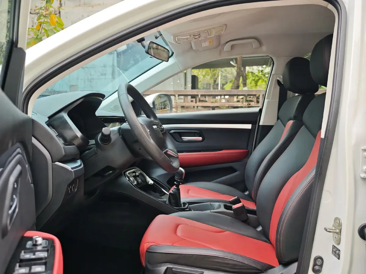 2018 Haval H2s 1.5T 150HP L4 6MT,autocango,china used car exporter,china ev exporter,chinese used car exporter,chinese used ev exporter