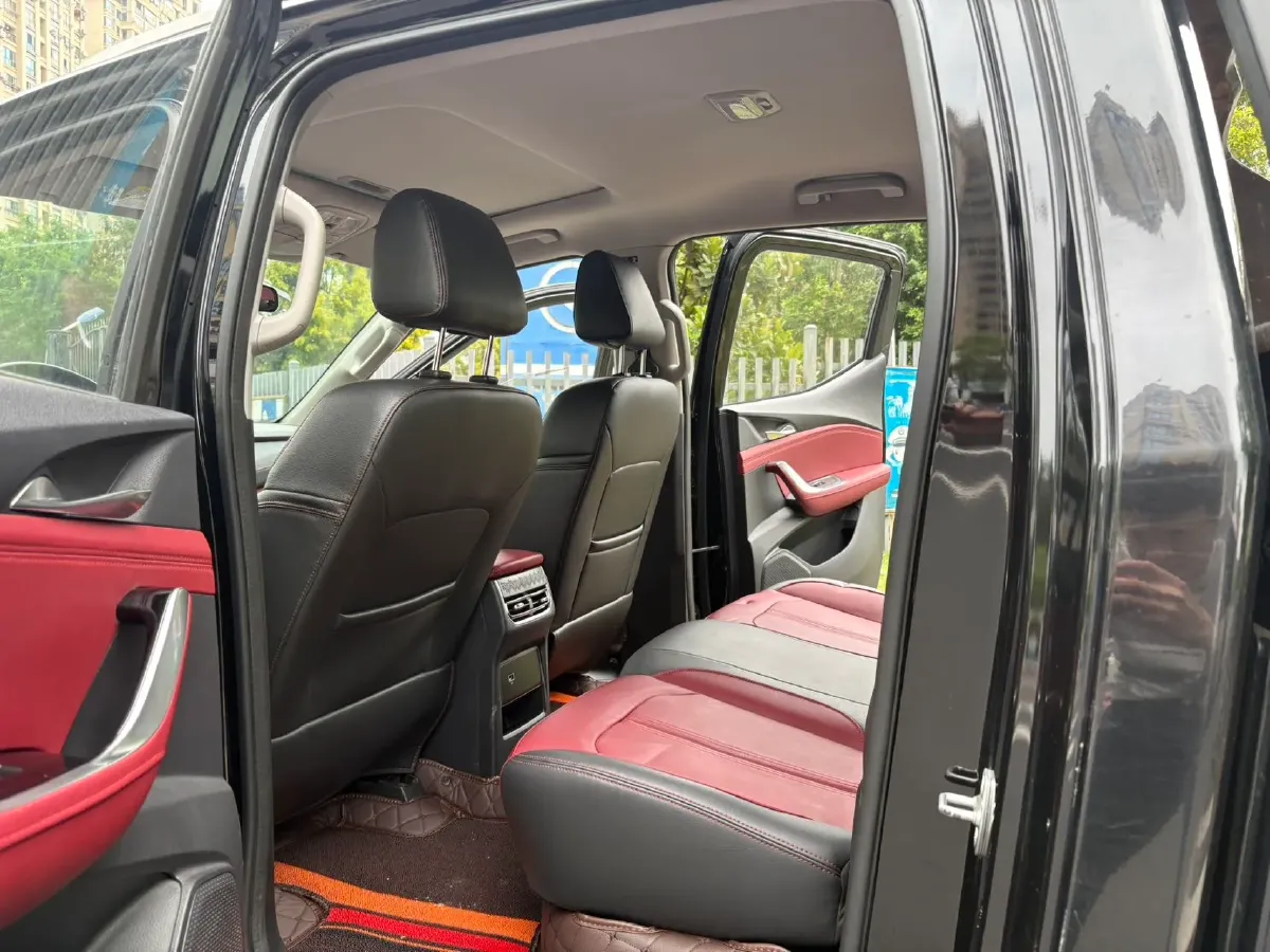 2021 MAXUS T90 2.0T 218HP L4 8AT,autocango,china used car exporter,china ev exporter,chinese used car exporter,chinese used ev exporter