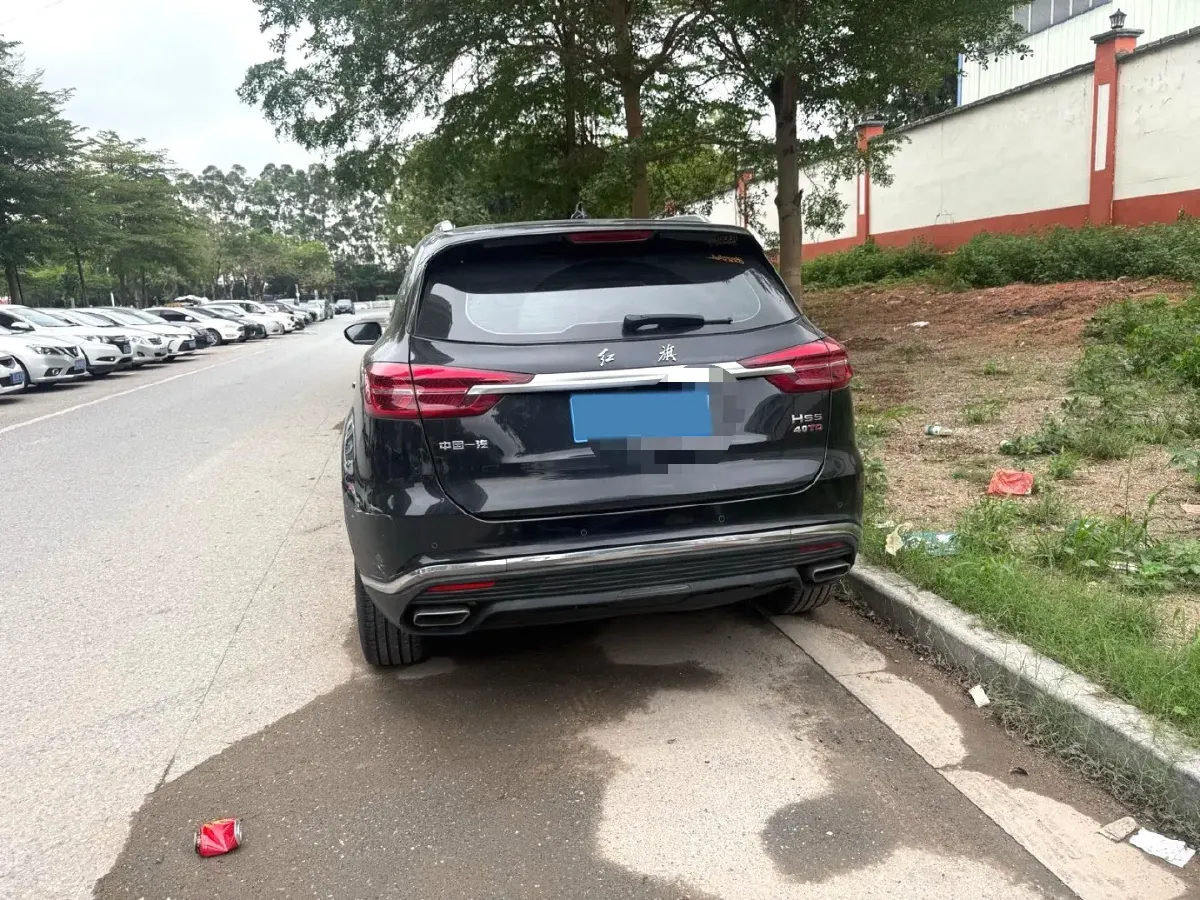 2022 HongQi HS5 2.0T 224HP L4 6AT,autocango,china used car exporter,china ev exporter,chinese used car exporter,chinese used ev exporter