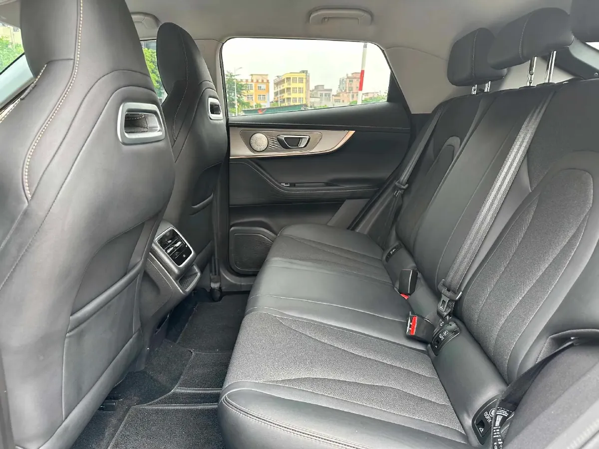 2025 Chery Tiggo 7 1.5T 156HP L4 CVT,autocango,china used car exporter,china ev exporter,chinese used car exporter,chinese used ev exporter