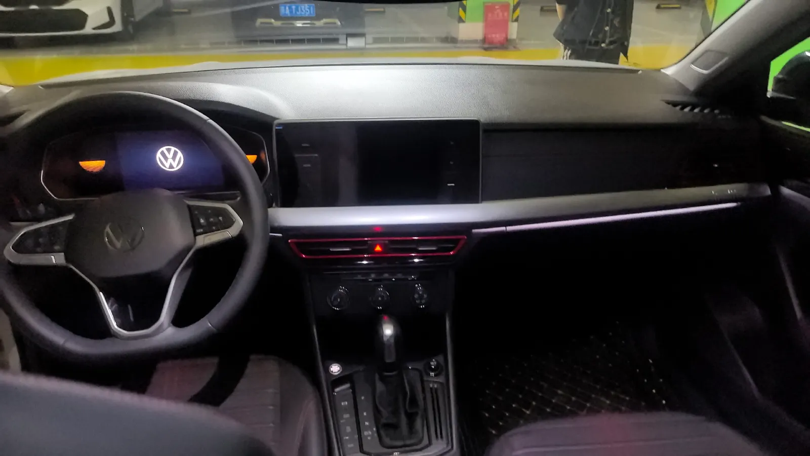 2024 Volkswagen Lavida 1.5T 160HP L4 7DCT,autocango,china used car exporter,china ev exporter,chinese used car exporter,chinese used ev exporter