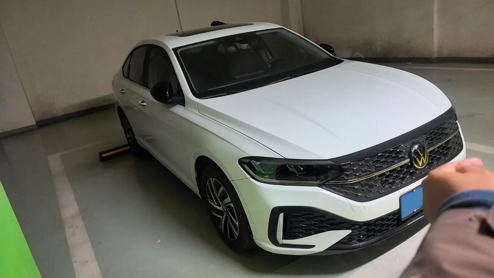 2024 Volkswagen Lavida 1.5T 160HP L4 7DCT,autocango,china used car exporter,china ev exporter,chinese used car exporter,chinese used ev exporter