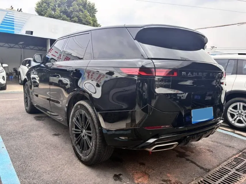 2023 Land Rover Range Rover Sport 3.0T 400HP L6 8AT,autocango,china used car exporter,china ev exporter,chinese used car exporter,chinese used ev exporter