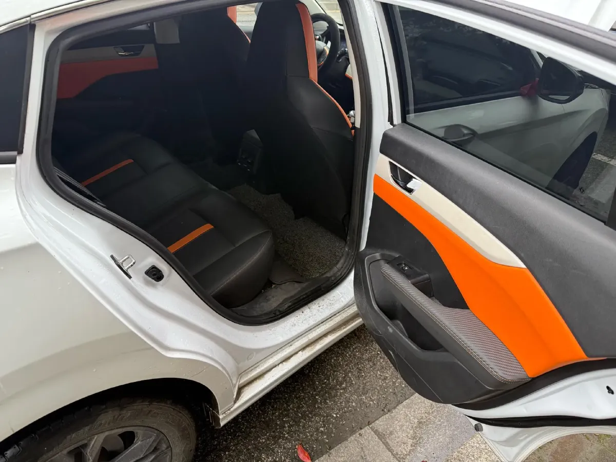 2023 DongFeng Aeolus YiXuan 1.5L 125HP L4 6DCT,autocango,china used car exporter,china ev exporter,chinese used car exporter,chinese used ev exporter