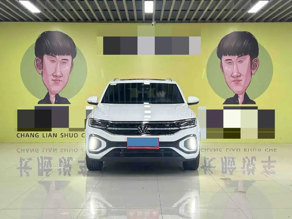 2023 Volkswagen T-Roc 1.5T 160HP L4 7DCT,autocango,china used car exporter,china ev exporter,chinese used car exporter,chinese used ev exporter