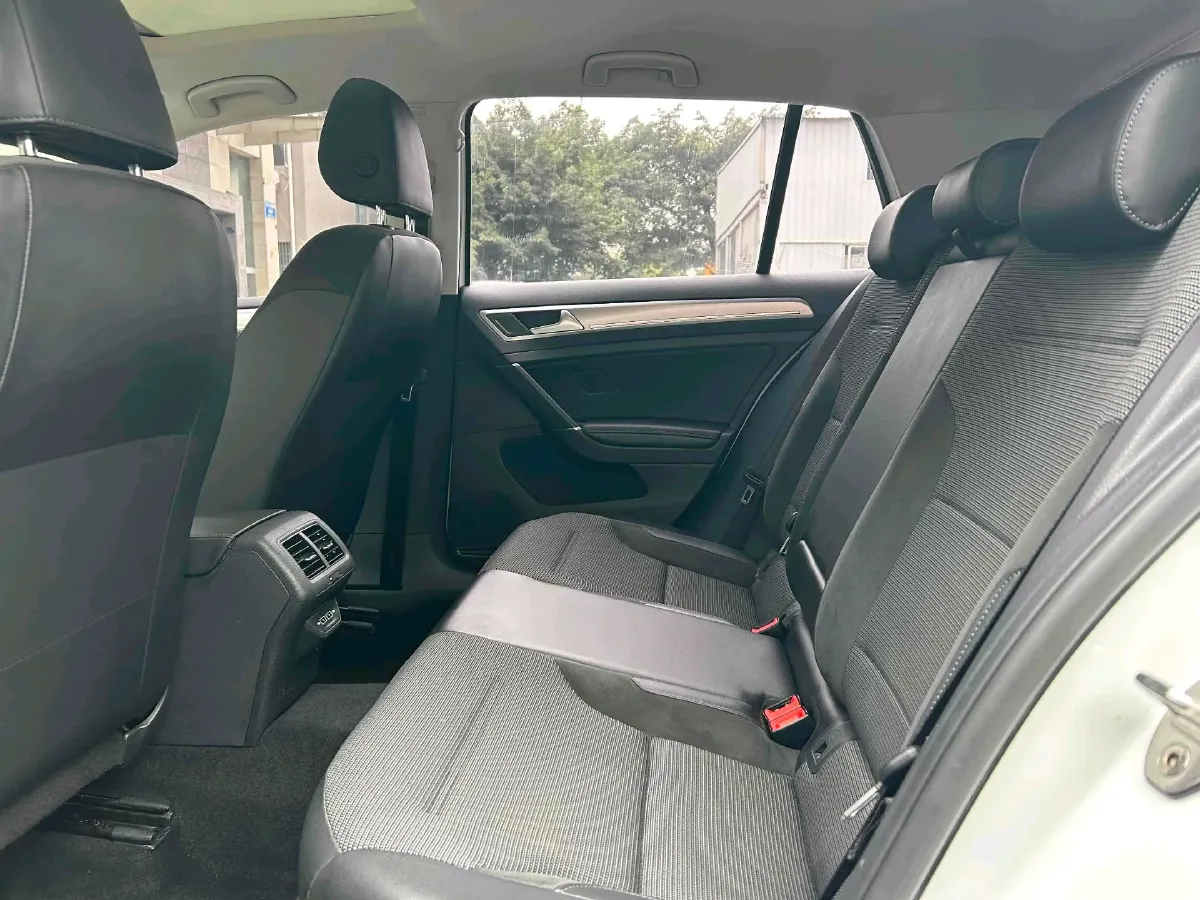 2019 Volkswagen Golf 1.4T 150HP L4 7DCT,autocango,china used car exporter,china ev exporter,chinese used car exporter,chinese used ev exporter