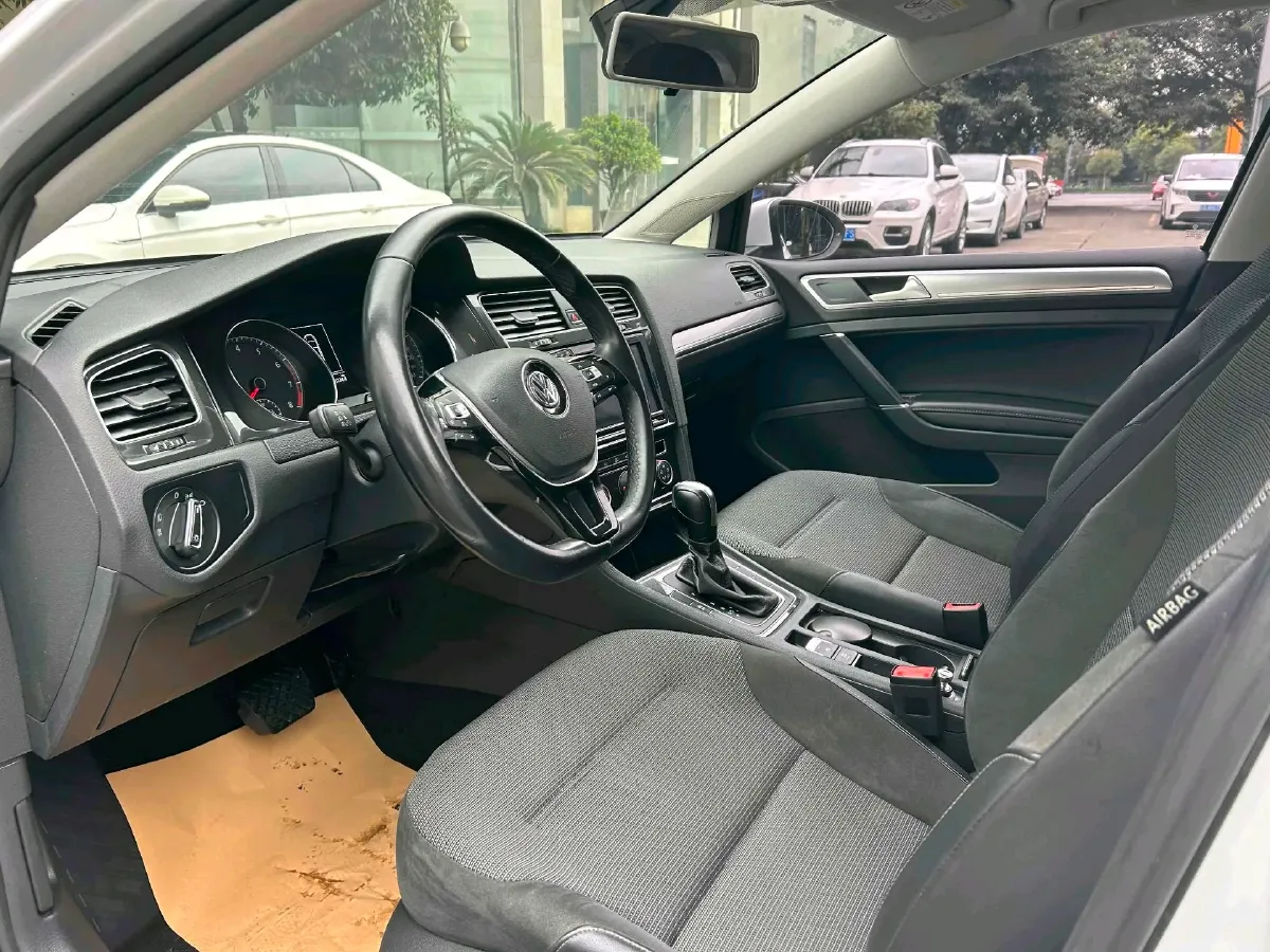 2019 Volkswagen Golf 1.4T 150HP L4 7DCT,autocango,china used car exporter,china ev exporter,chinese used car exporter,chinese used ev exporter