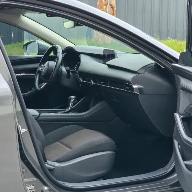 2021 Mazda 3 Axela 2.0L 158HP L4 6AT,autocango,china used car exporter,china ev exporter,chinese used car exporter,chinese used ev exporter