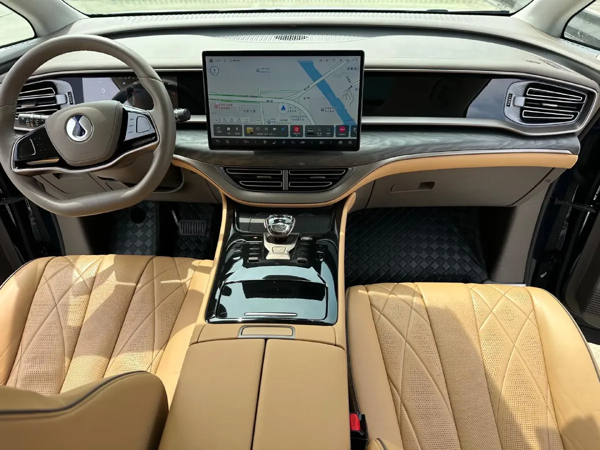 2023 Denza D9 1.5T 139HP L4 E-CVT PHEV 20.39KWH,autocango,china used car exporter,china ev exporter,chinese used car exporter,chinese used ev exporter