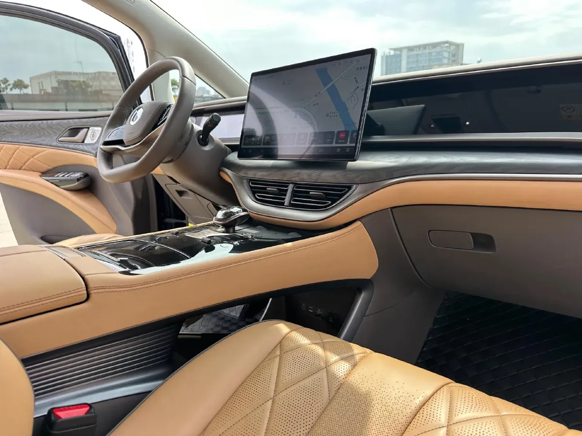 2023 Denza D9 1.5T 139HP L4 E-CVT PHEV 20.39KWH,autocango,china used car exporter,china ev exporter,chinese used car exporter,chinese used ev exporter