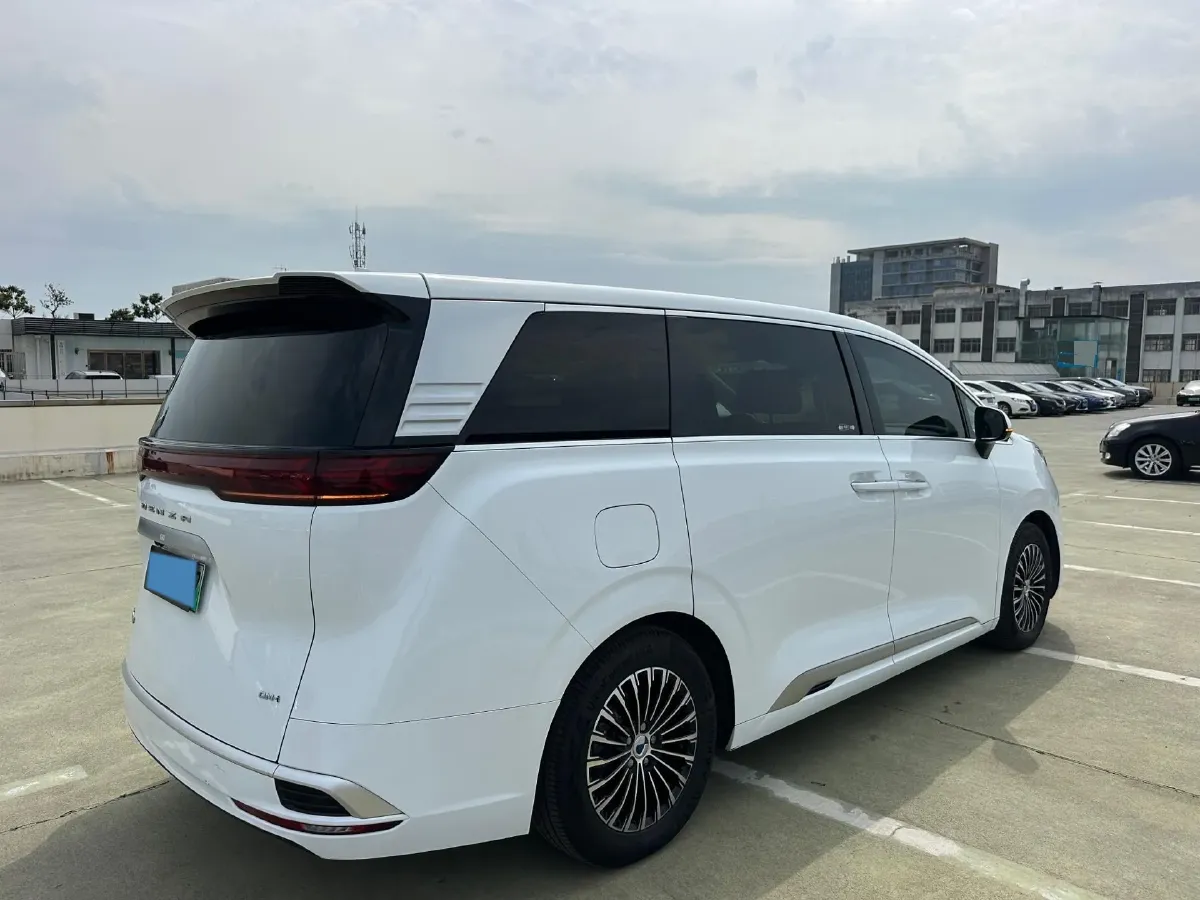 2023 Denza D9 1.5T 139HP L4 E-CVT PHEV 20.39KWH,autocango,china used car exporter,china ev exporter,chinese used car exporter,chinese used ev exporter