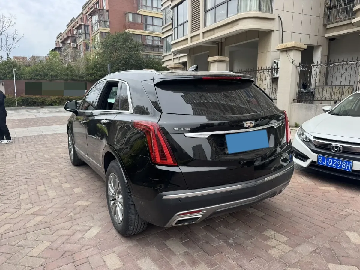 2020 Cadillac XT5 2.0T 241HP L4 9AT,autocango,china used car exporter,china ev exporter,chinese used car exporter,chinese used ev exporter