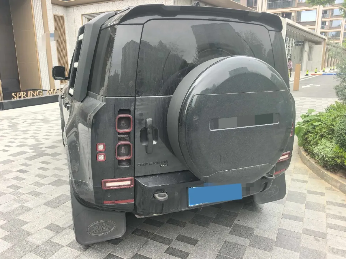 2023 Land Rover Defender 3.0T 400HP L6 8AT,autocango,china used car exporter,china ev exporter,chinese used car exporter,chinese used ev exporter