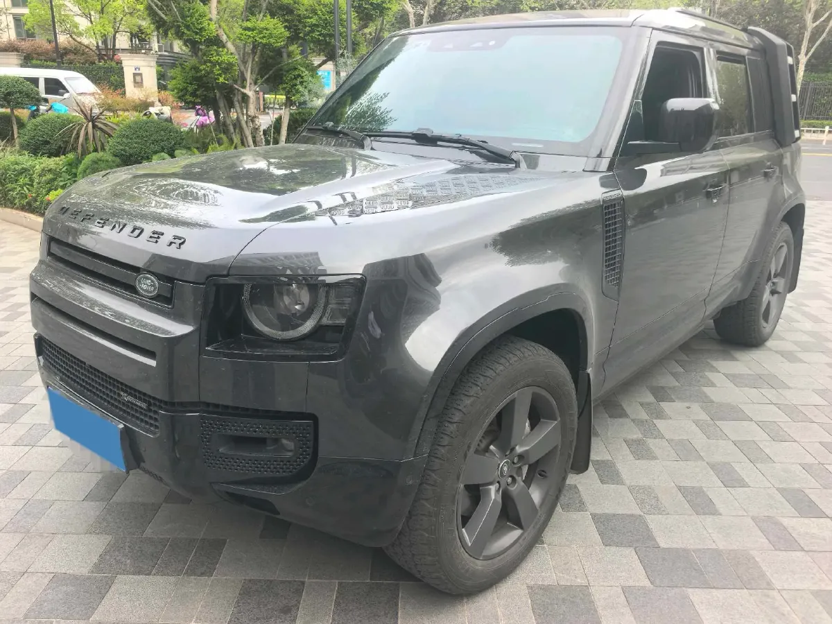 2023 Land Rover Defender 3.0T 400HP L6 8AT,autocango,china used car exporter,china ev exporter,chinese used car exporter,chinese used ev exporter