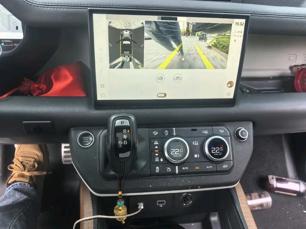 2023 Land Rover Defender 3.0T 400HP L6 8AT,autocango,china used car exporter,china ev exporter,chinese used car exporter,chinese used ev exporter