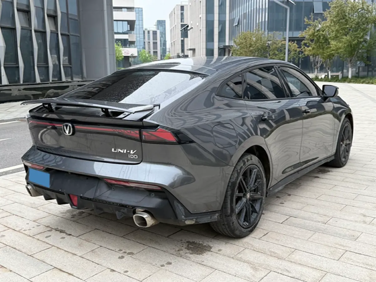 2023 ChangAn UNI-V iDD 1.5T 170HP L4 6TCT PHEV 18.4KWH,autocango,china used car exporter,china ev exporter,chinese used car exporter,chinese used ev exporter