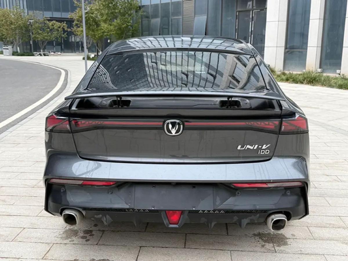 2023 ChangAn UNI-V iDD 1.5T 170HP L4 6TCT PHEV 18.4KWH,autocango,china used car exporter,china ev exporter,chinese used car exporter,chinese used ev exporter