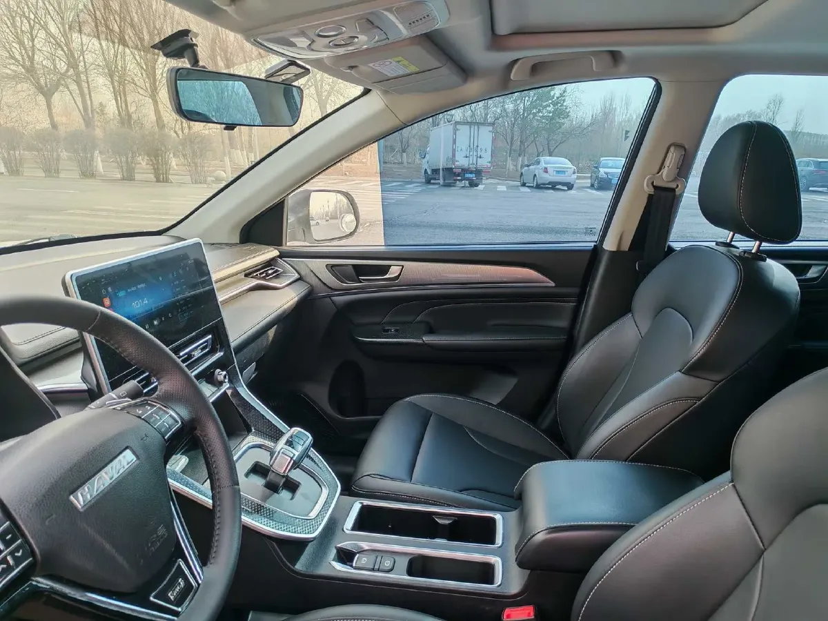 2021 Haval M6 1.5T 150HP L4 7DCT,autocango,china used car exporter,china ev exporter,chinese used car exporter,chinese used ev exporter