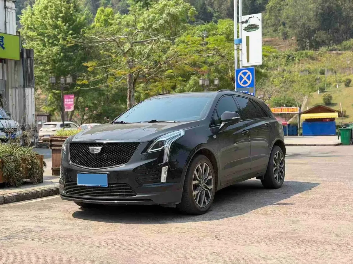 2022 Cadillac XT5 2.0T 237HP L4 9AT,autocango,china used car exporter,china ev exporter,chinese used car exporter,chinese used ev exporter