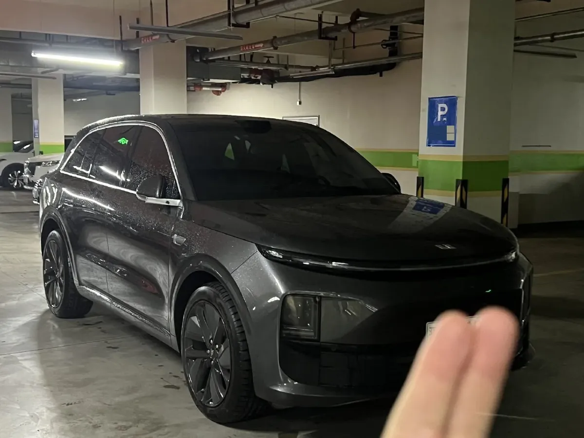 2024 Li L6 Range Extended 154HP L4 REEV 36.8KWH,autocango,china used car exporter,china ev exporter,chinese used car exporter,chinese used ev exporter