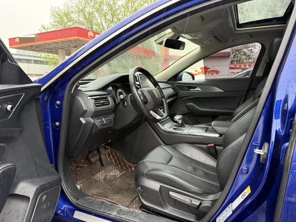 2020 HongQi H5 1.5T 169HP L4 7DCT,autocango,china used car exporter,china ev exporter,chinese used car exporter,chinese used ev exporter