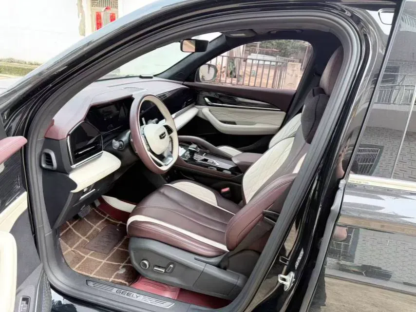 2021 Geely Monjaro 2.0T 218HP L4 7DCT,autocango,china used car exporter,china ev exporter,chinese used car exporter,chinese used ev exporter