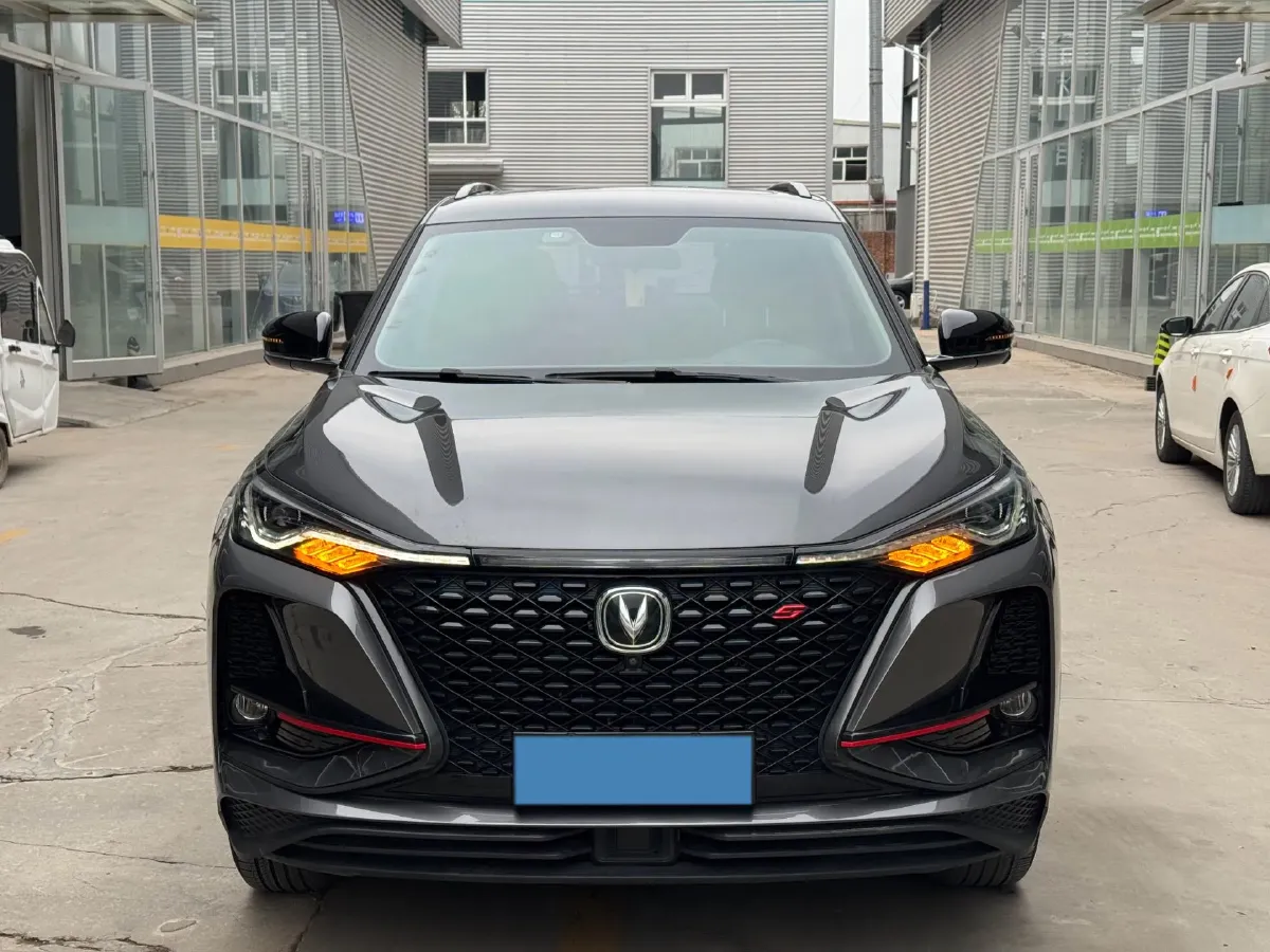2021 ChangAn CS75 Plus 1.5T 178HP L4 6AT,autocango,china used car exporter,china ev exporter,chinese used car exporter,chinese used ev exporter