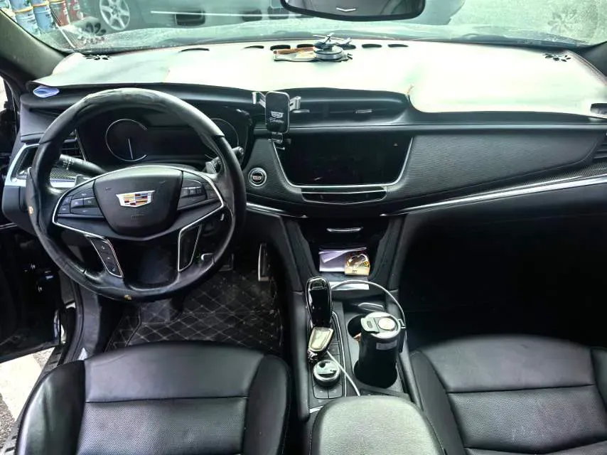 2022 Cadillac XT5 2.0T 237HP L4 9AT,autocango,china used car exporter,china ev exporter,chinese used car exporter,chinese used ev exporter