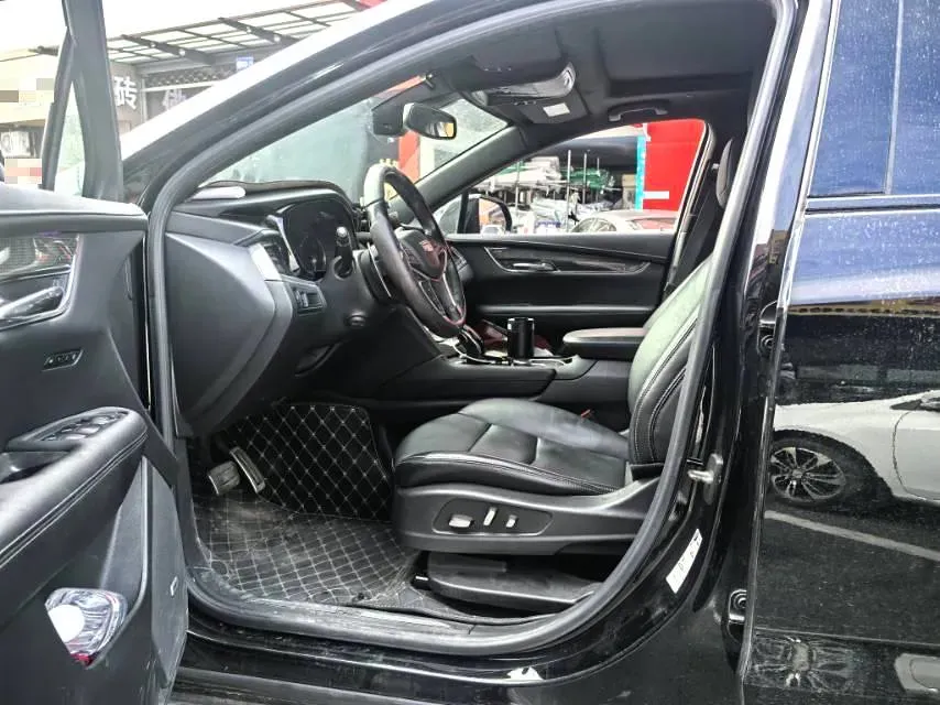 2022 Cadillac XT5 2.0T 237HP L4 9AT,autocango,china used car exporter,china ev exporter,chinese used car exporter,chinese used ev exporter