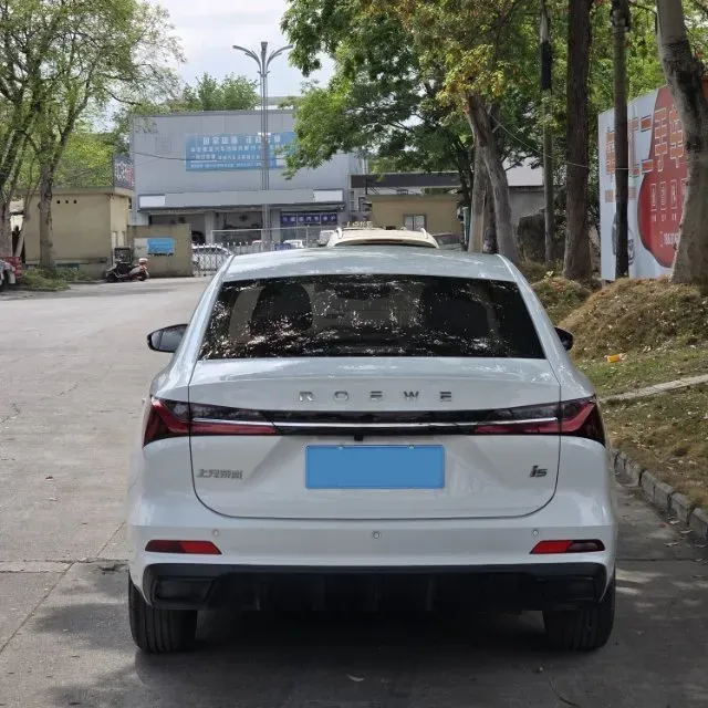 2023 Roewe i5 1.5L 129HP L4 5MT,autocango,china used car exporter,china ev exporter,chinese used car exporter,chinese used ev exporter