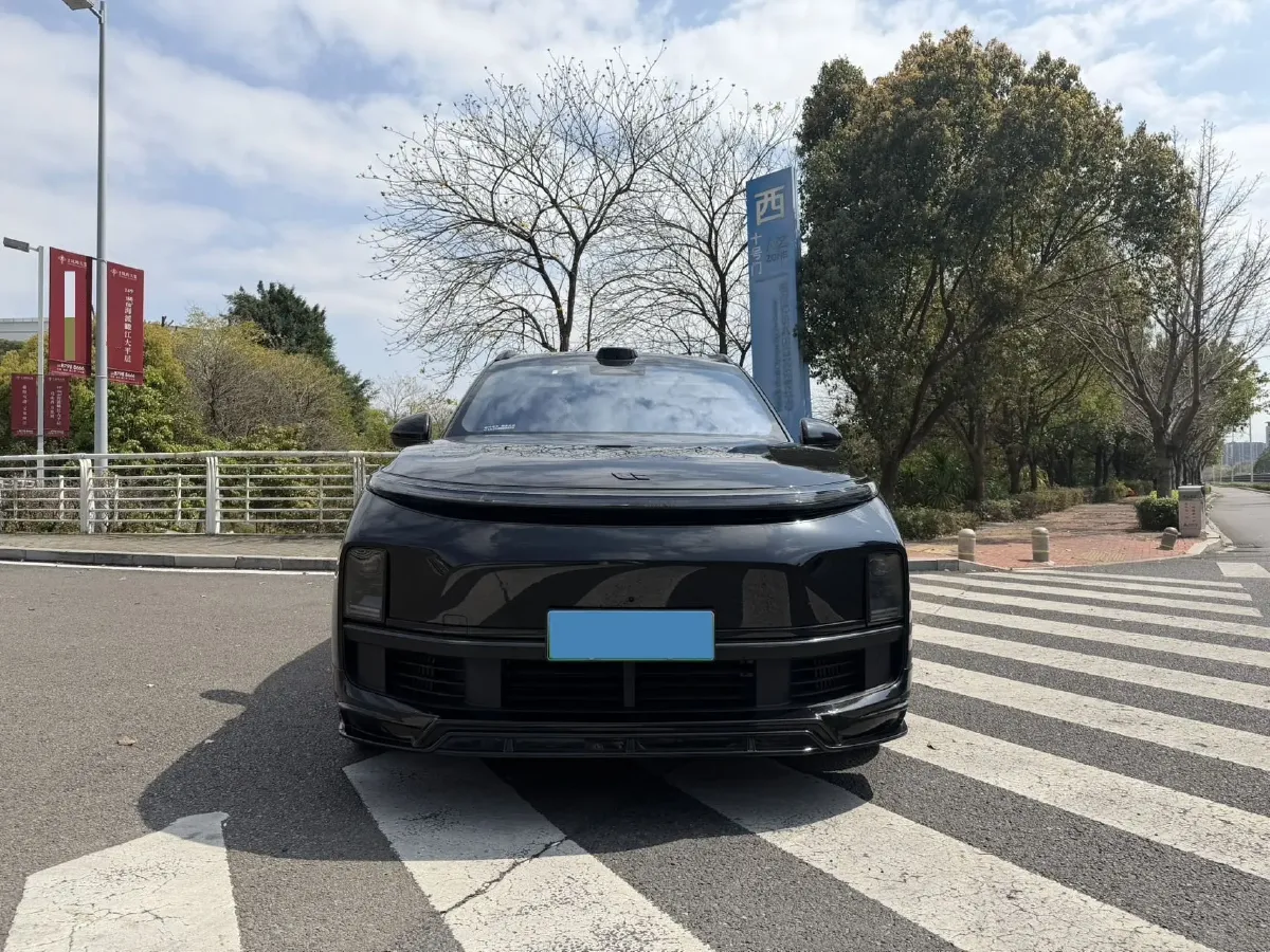 2024 Li L9 Range Extended 154HP REEV 52.3KWH,autocango,china used car exporter,china ev exporter,chinese used car exporter,chinese used ev exporter