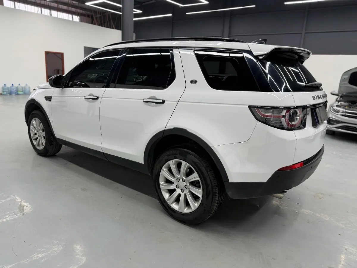 2019 Land Rover Discovery Sport 2.0T 241HP L4 9AT,autocango,china used car exporter,china ev exporter,chinese used car exporter,chinese used ev exporter