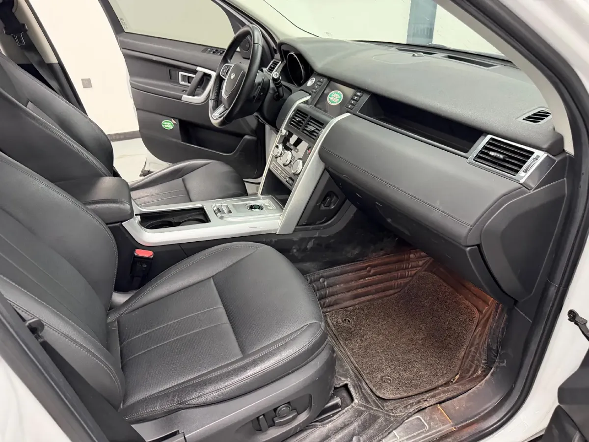 2019 Land Rover Discovery Sport 2.0T 241HP L4 9AT,autocango,china used car exporter,china ev exporter,chinese used car exporter,chinese used ev exporter