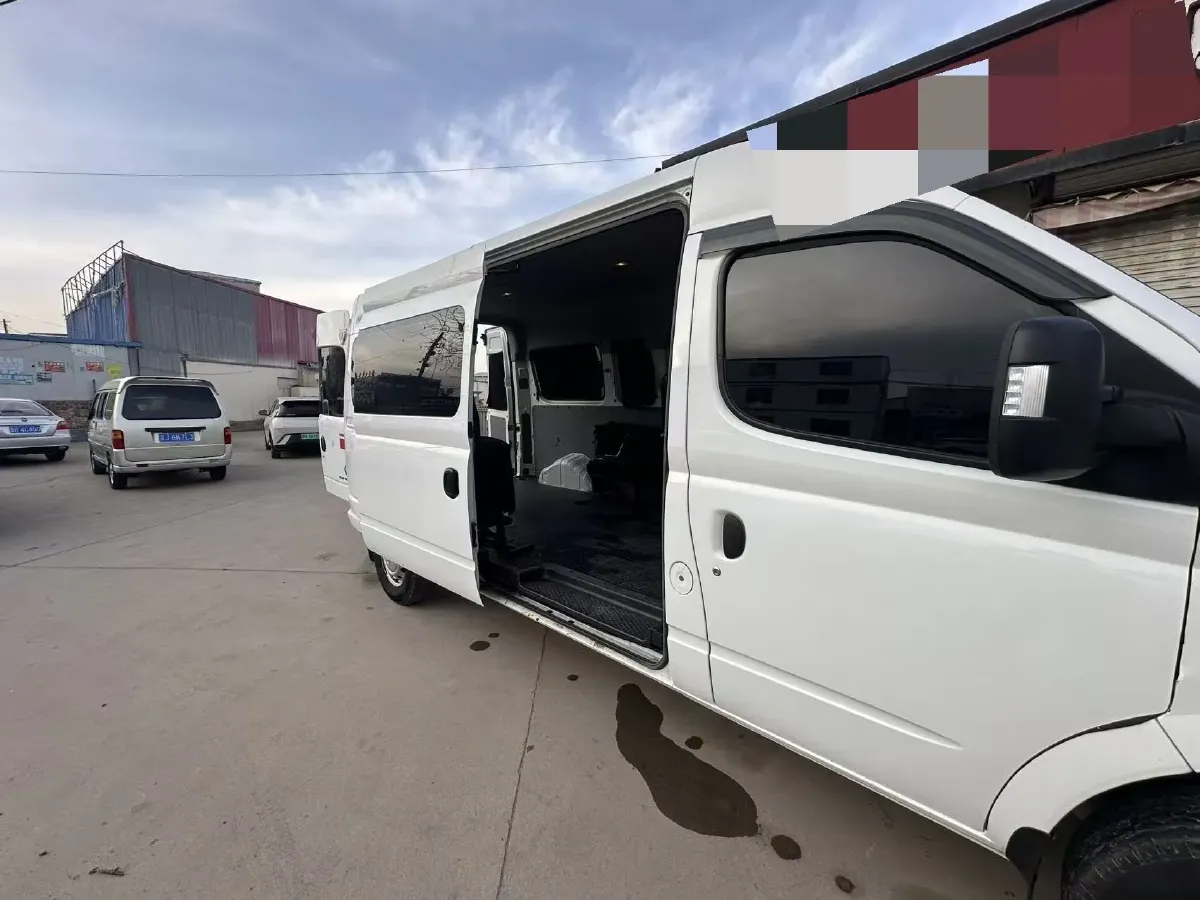 2018 Volkswagen Caravelle 2.0T 204HP L4 7DCT,autocango,china used car exporter,china ev exporter,chinese used car exporter,chinese used ev exporter