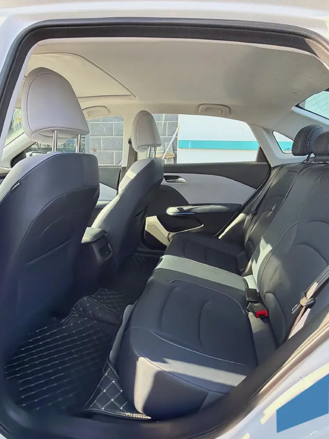 2023 Chevrolet Monza 1.5L 113HP L4 6DCT,autocango,china used car exporter,china ev exporter,chinese used car exporter,chinese used ev exporter