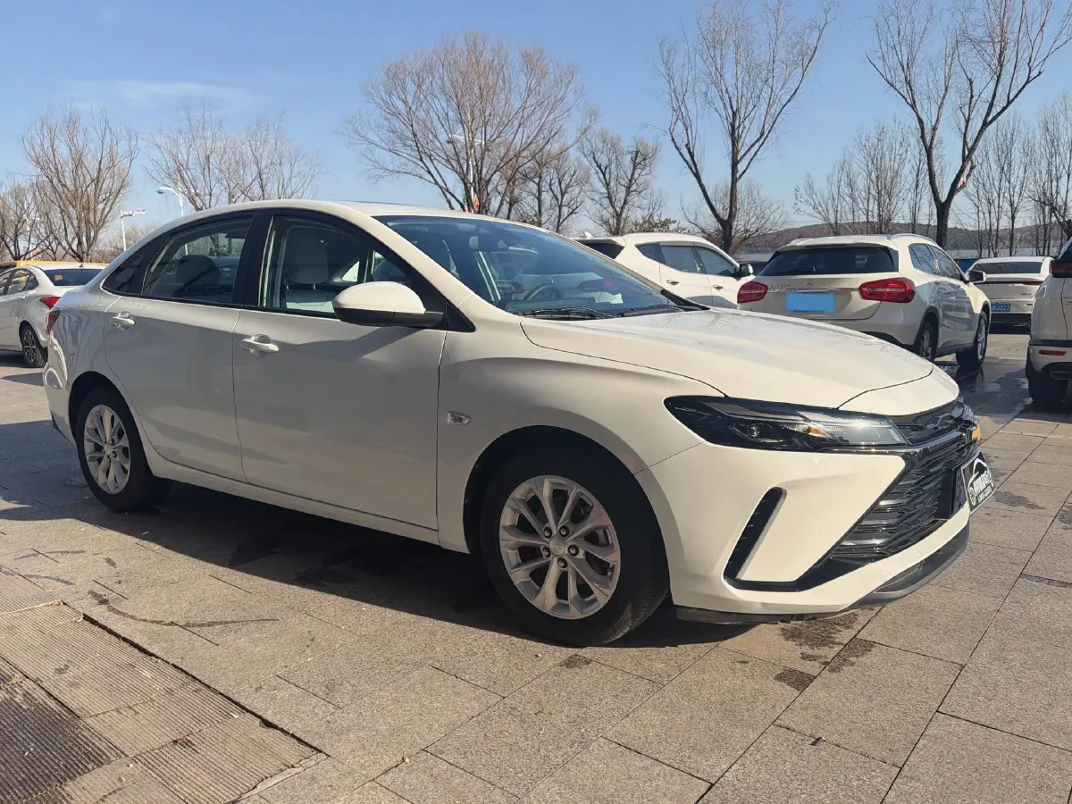 2023 Chevrolet Monza 1.5L 113HP L4 6DCT,autocango,china used car exporter,china ev exporter,chinese used car exporter,chinese used ev exporter