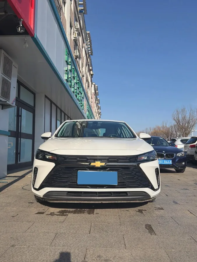 2023 Chevrolet Monza 1.5L 113HP L4 6DCT,autocango,china used car exporter,china ev exporter,chinese used car exporter,chinese used ev exporter