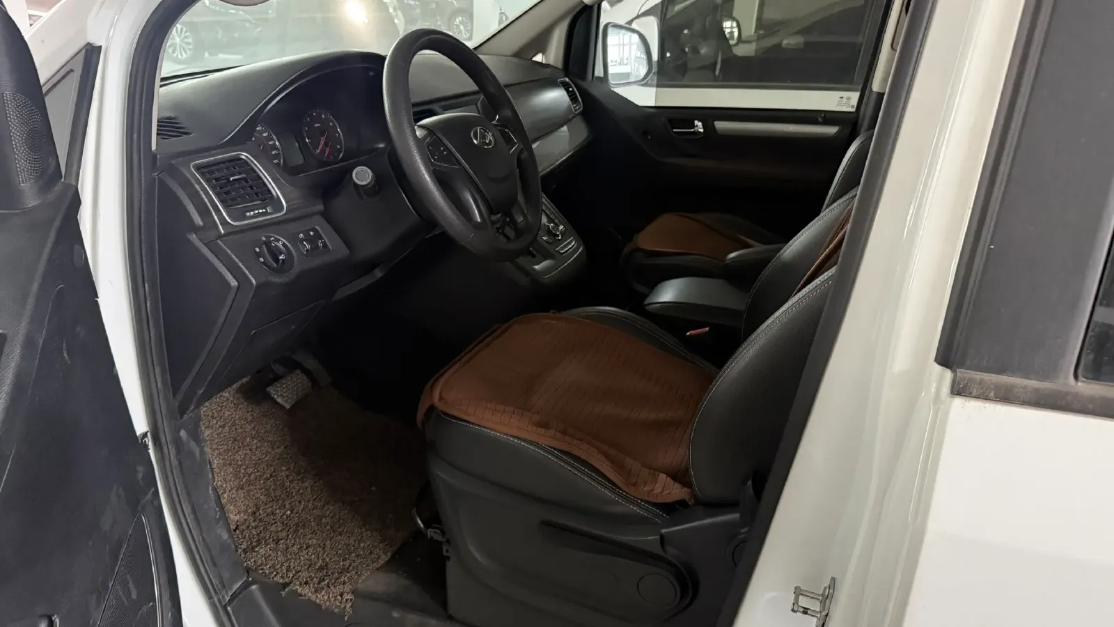 2019 MAXUS G10 2.0T 218HP L4 6AT,autocango,china used car exporter,china ev exporter,chinese used car exporter,chinese used ev exporter