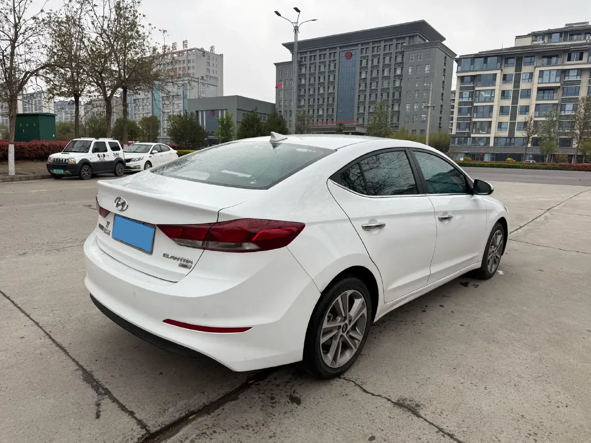 2016 Hyundai Elantra 1.6L 130HP L4 6AT,autocango,china used car exporter,china ev exporter,chinese used car exporter,chinese used ev exporter