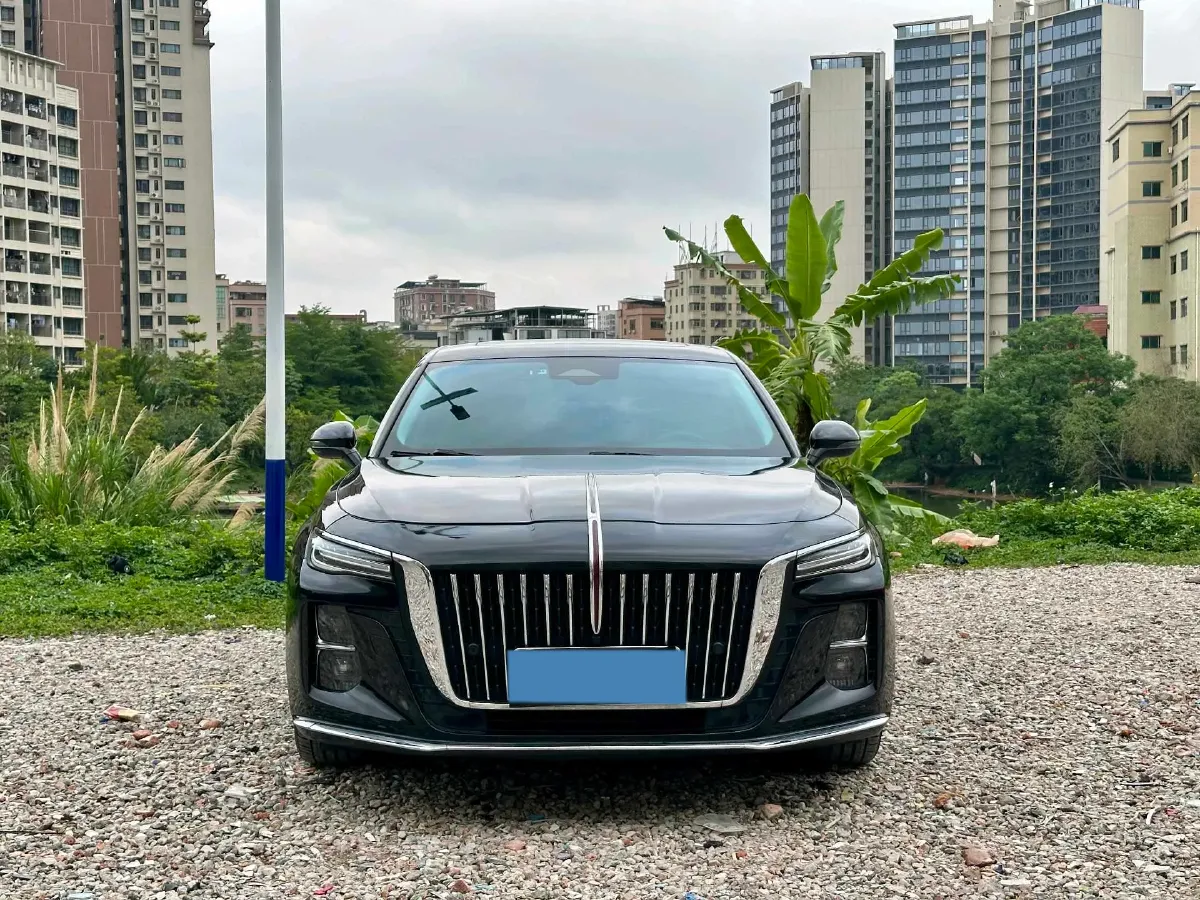 2023 HongQi H5 2.0T 224HP L4 8AT,autocango,china used car exporter,china ev exporter,chinese used car exporter,chinese used ev exporter